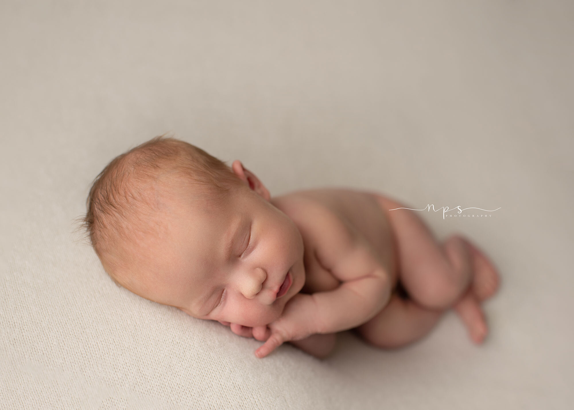 Newborn Girl Portraits 001