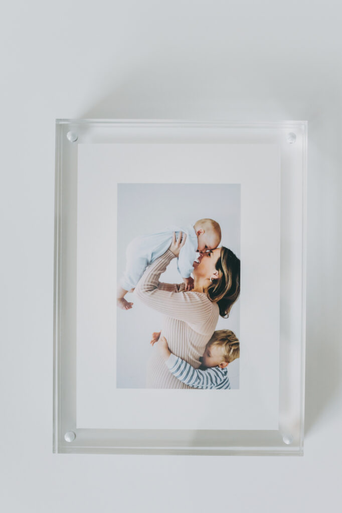 picture frame with photo of mom and kids