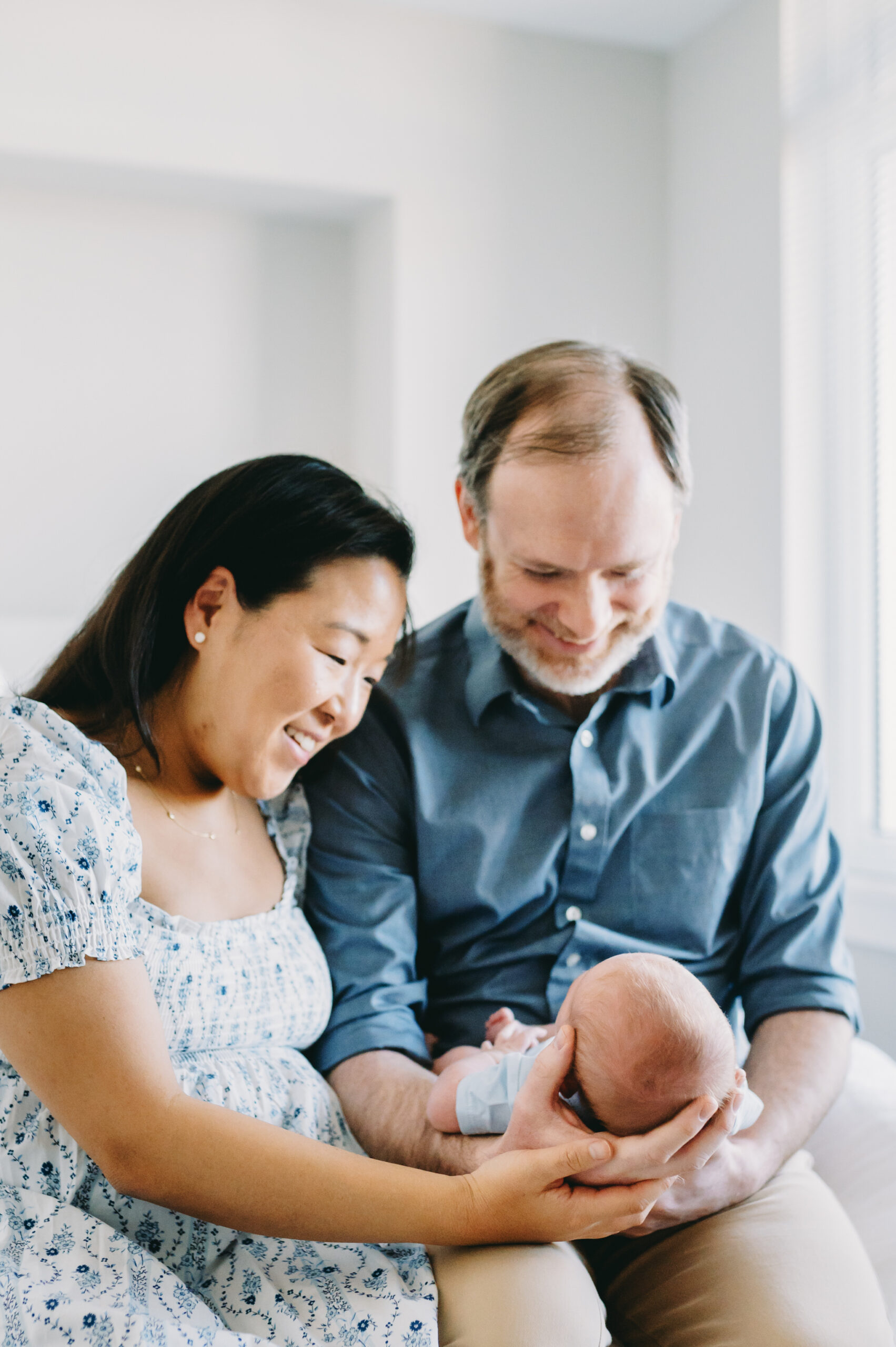 Powerful Session Prep for Photographers: How a 12 Slide PowerPoint Inspired Me - NPS Photography parents with newborn baby